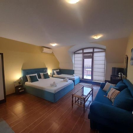 Fotiadis Boutique Rоомs&Studios Veliko Tarnovo Extérieur photo