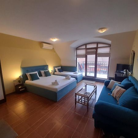 Fotiadis Boutique Rоомs&Studios Veliko Tarnovo Extérieur photo