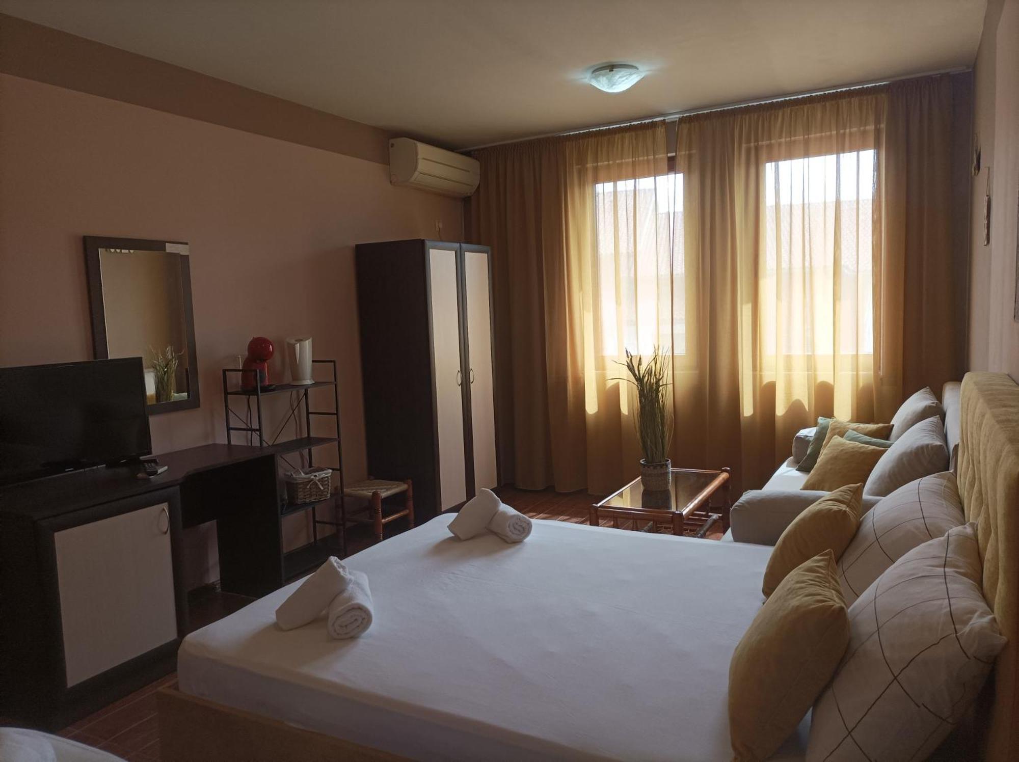 Fotiadis Boutique Rоомs&Studios Veliko Tarnovo Extérieur photo