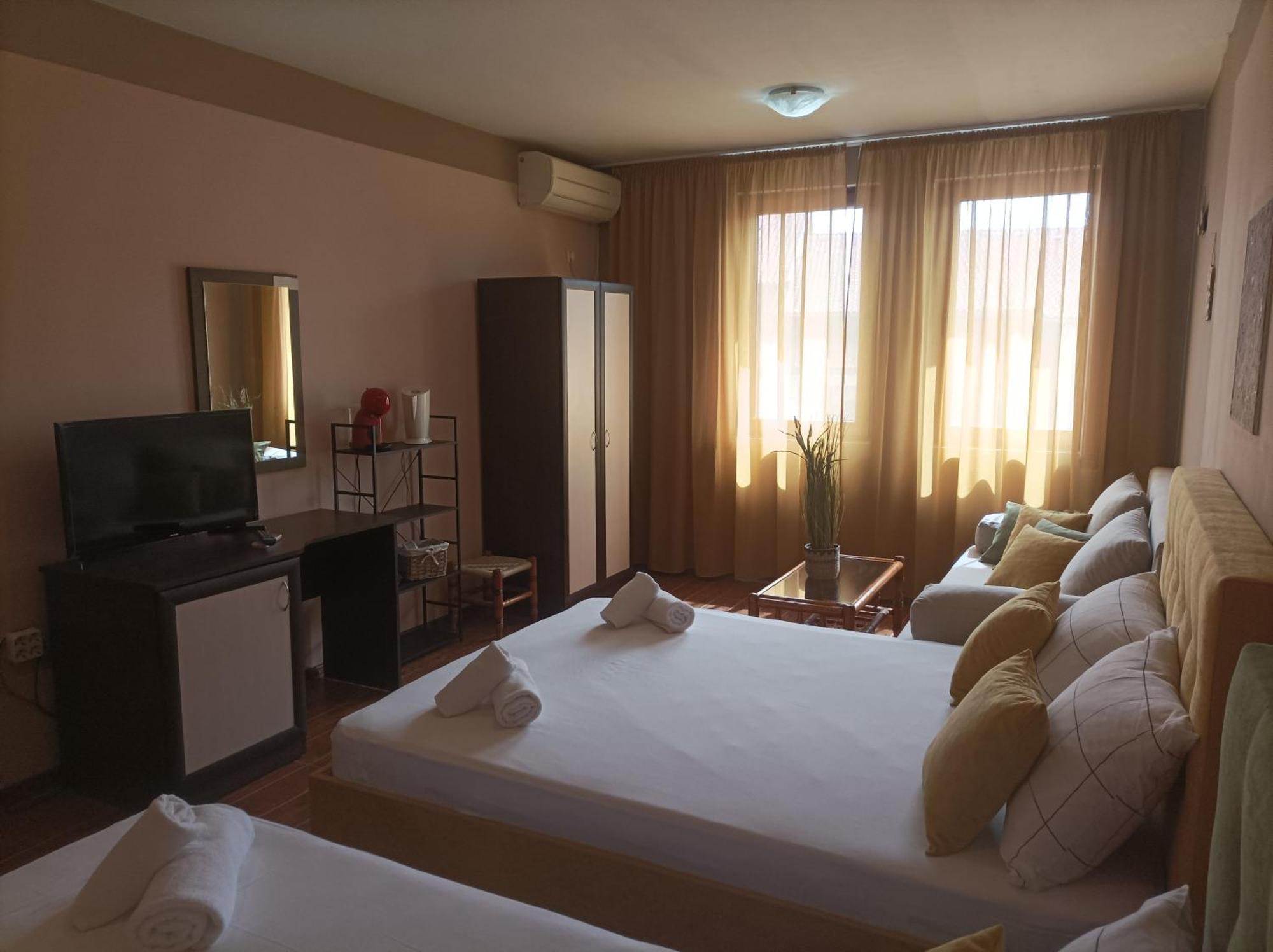 Fotiadis Boutique Rоомs&Studios Veliko Tarnovo Extérieur photo
