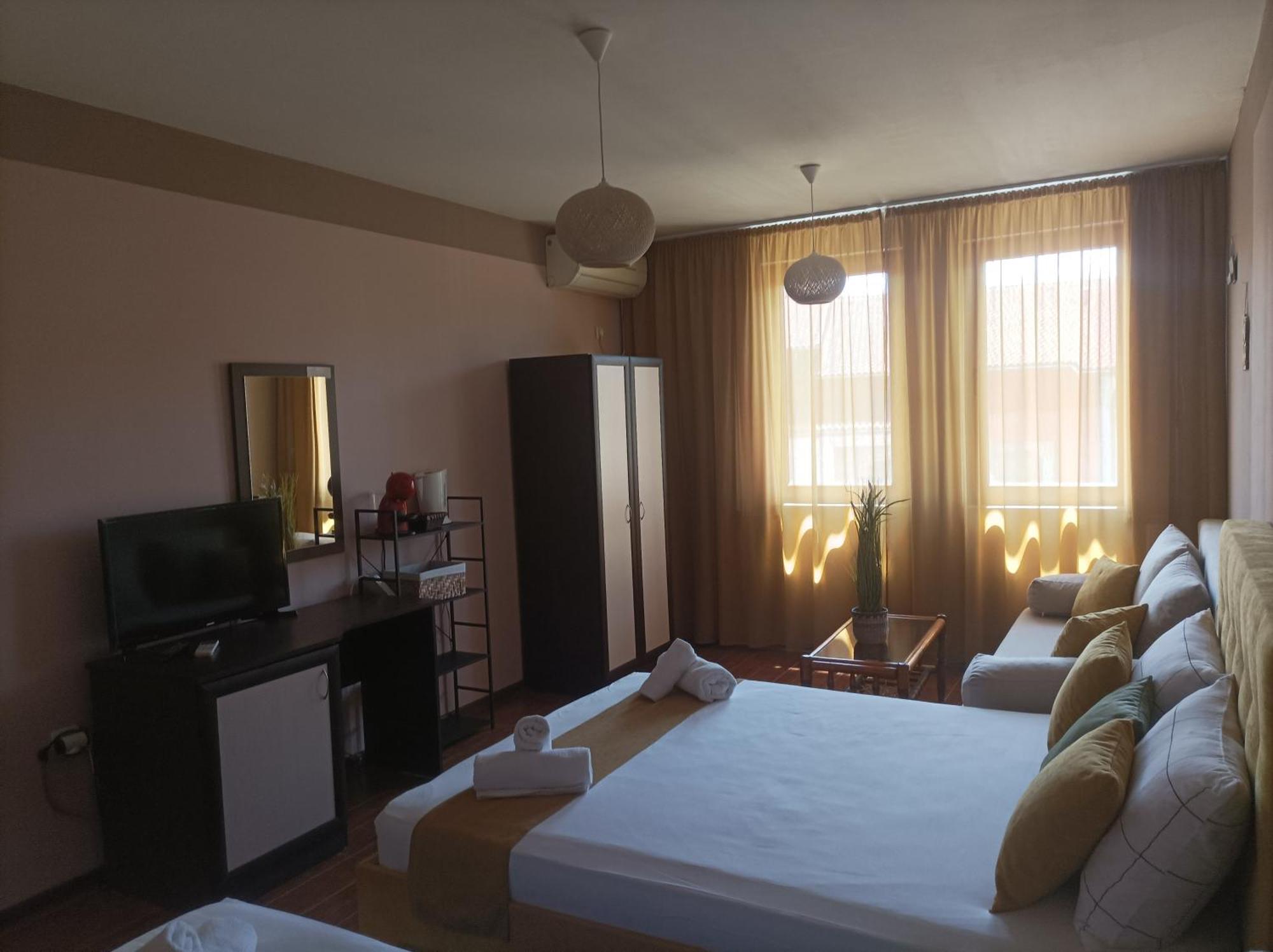 Fotiadis Boutique Rоомs&Studios Veliko Tarnovo Extérieur photo