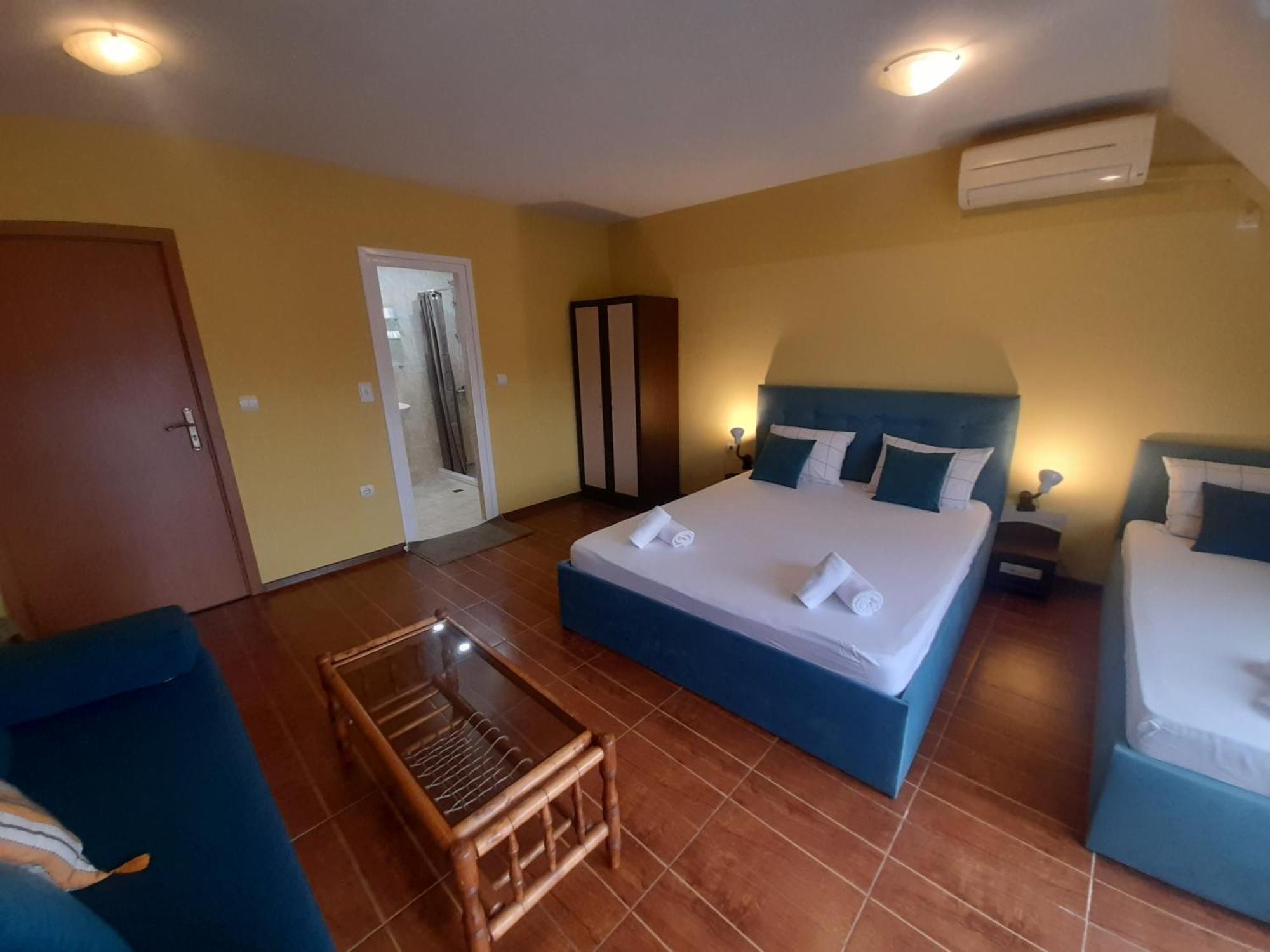 Fotiadis Boutique Rоомs&Studios Veliko Tarnovo Extérieur photo